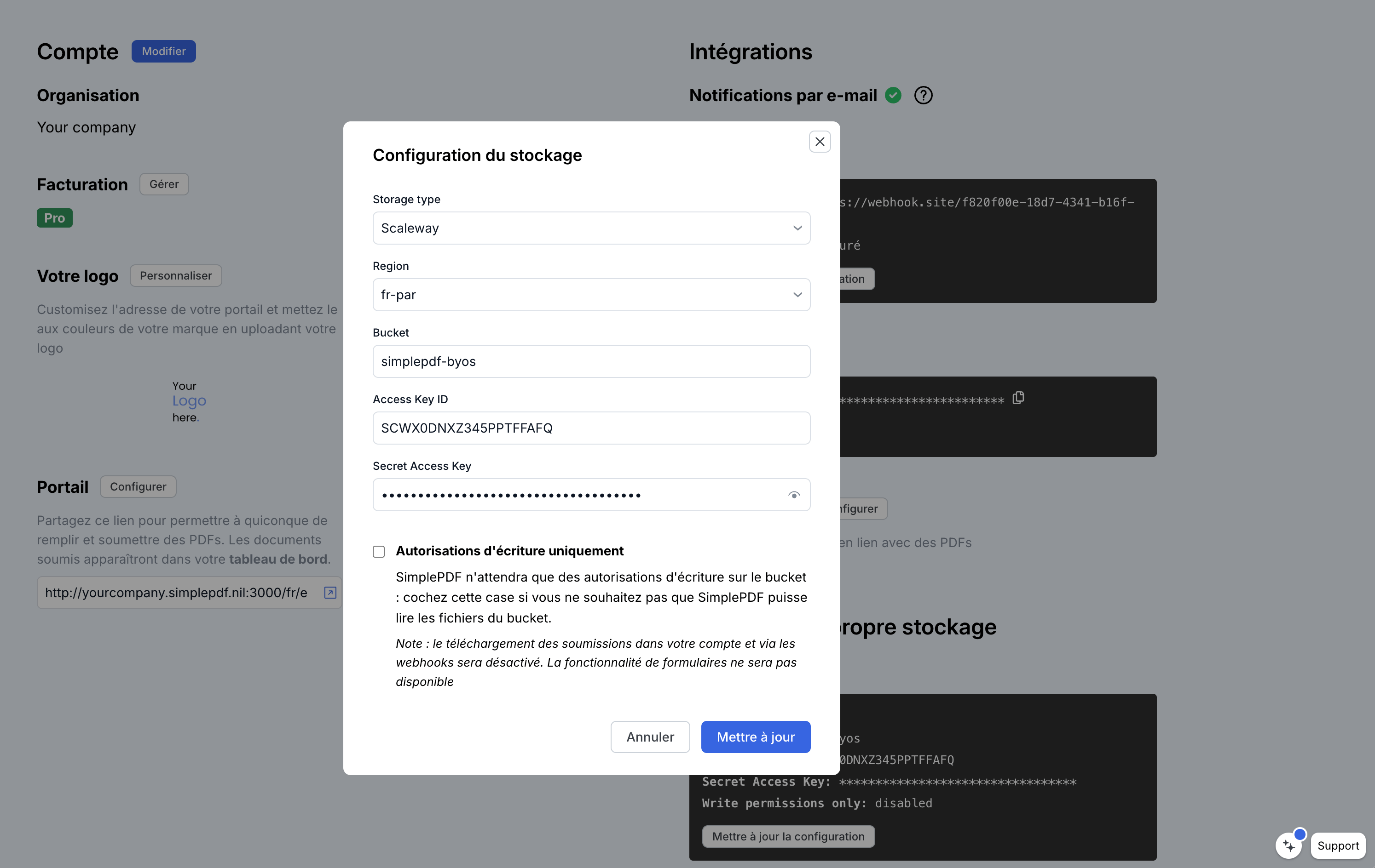 Modale de configuration du stockage SimplePDF avec Scaleway sélectionné, région fr-par, bucket et clés renseignés